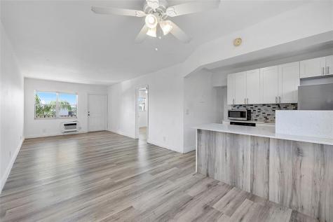 1100 NE 9th Avenue Fort Lauderdale FL 33304