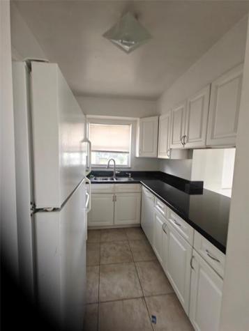 2933 NW 89 Te Coral Springs FL 33065