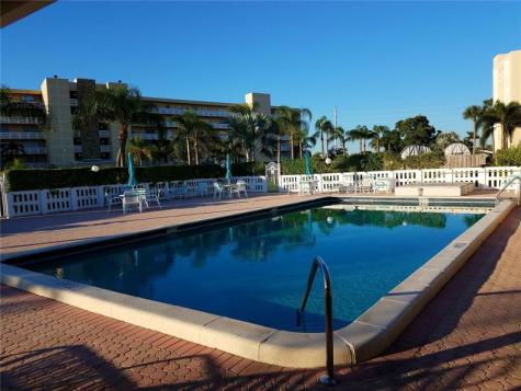 121 SE 3rd Avenue Dania Beach FL 33004