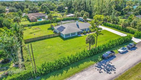 8606 Arrowhead Drive Lake Worth FL 33467