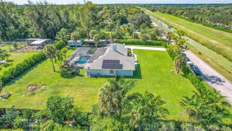 8606 Arrowhead Drive Lake Worth FL 33467