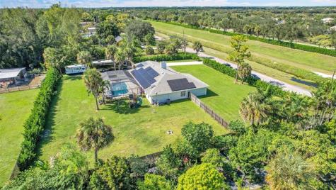 8606 Arrowhead Drive Lake Worth FL 33467