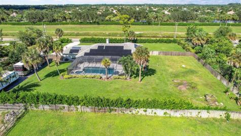 8606 Arrowhead Drive Lake Worth FL 33467