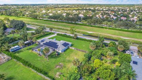 8606 Arrowhead Drive Lake Worth FL 33467