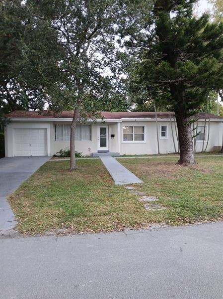 5759 SW 61st Street Miami FL 33143