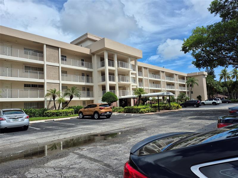 3151 S Palm Aire Drive Pompano Beach FL 33069