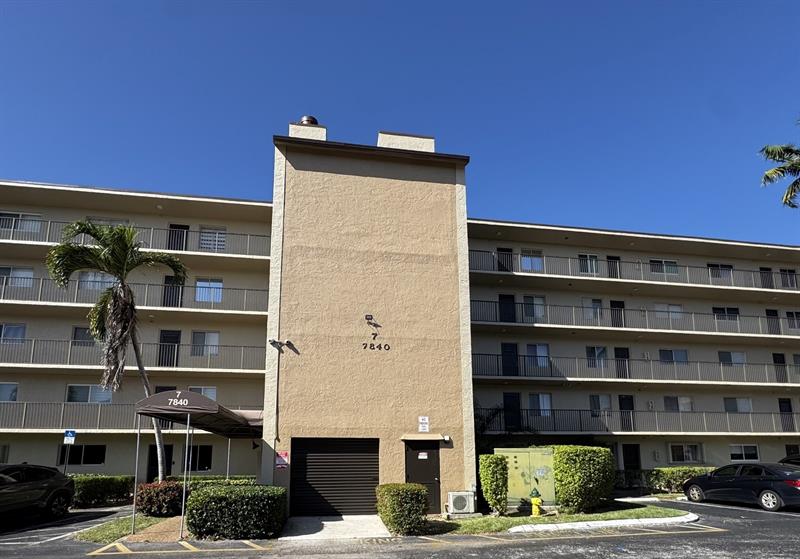 7840 NW 50th Street Lauderhill FL 33351