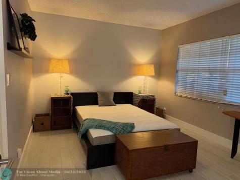 545 Oaks Lane Pompano Beach FL 33069