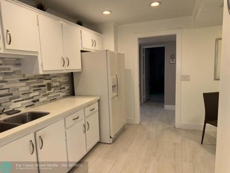 545 Oaks Lane Pompano Beach FL 33069