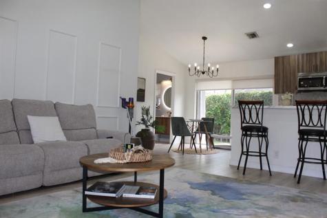 620 Oak Street Boynton Beach FL 33435