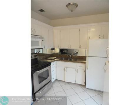 North Miami FL 33181