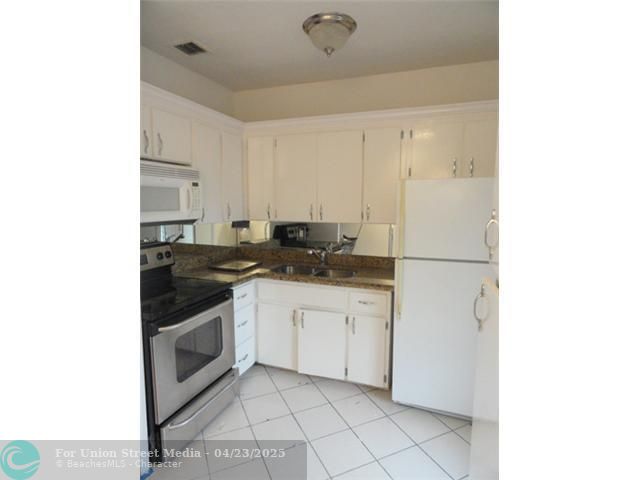 North Miami FL 33181