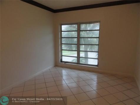 North Miami FL 33181