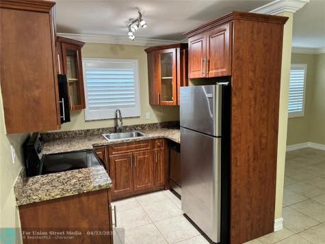 1925 Madison Street Hollywood FL 33020