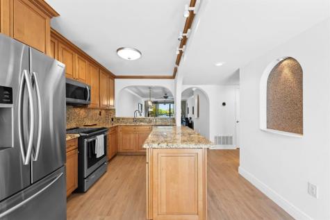 1100 SE 5th Court Pompano Beach FL 33060