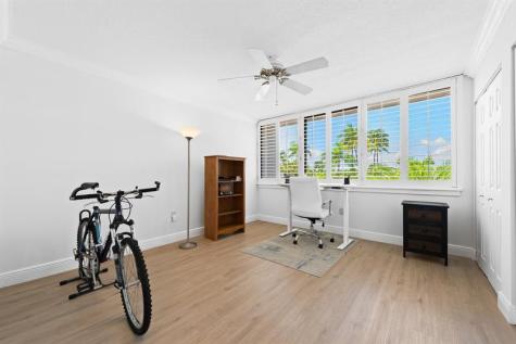 1100 SE 5th Court Pompano Beach FL 33060
