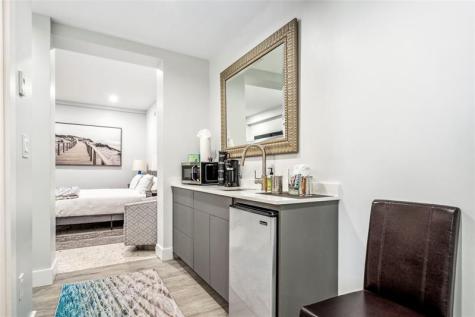 2523 Castilla Isle Fort Lauderdale FL 33301