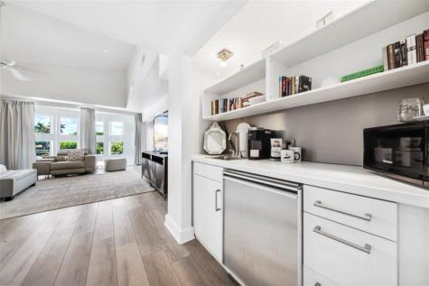 2523 Castilla Isle Fort Lauderdale FL 33301