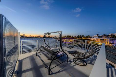 2523 Castilla Isle Fort Lauderdale FL 33301