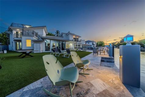 2523 Castilla Isle Fort Lauderdale FL 33301
