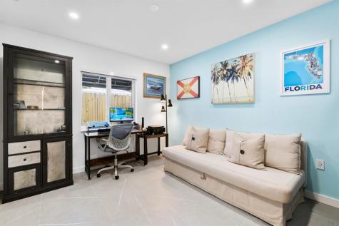 1108 Mango Isle Fort Lauderdale FL 33315