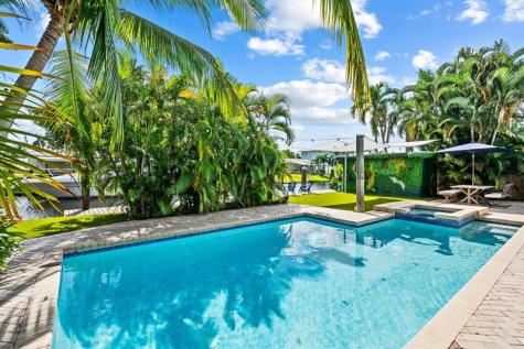 1108 Mango Isle Fort Lauderdale FL 33315