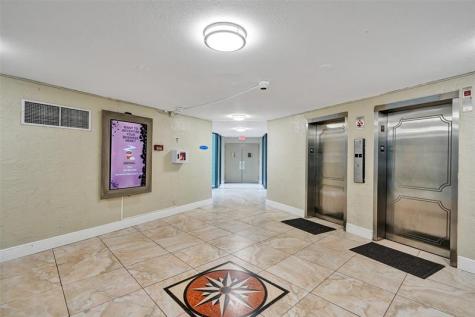 4222 Inverrary Boulevard Lauderhill FL 33319