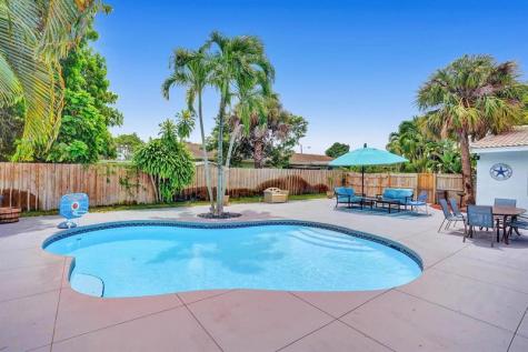 1040 NE 16th Terrace Fort Lauderdale FL 33304