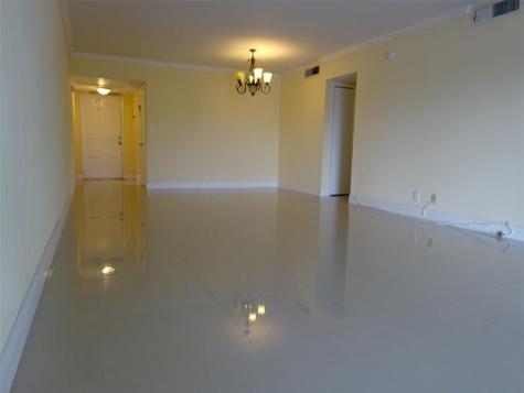 2801 N Palm Aire Drive Pompano Beach FL 33069