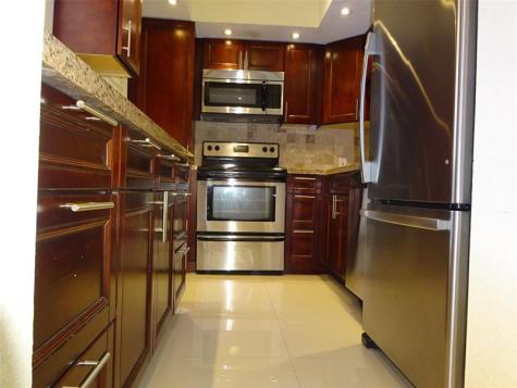 2801 N Palm Aire Drive Pompano Beach FL 33069