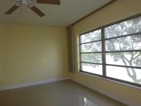 2801 N Palm Aire Drive Pompano Beach FL 33069