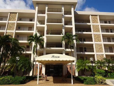 2801 N Palm Aire Drive Pompano Beach FL 33069