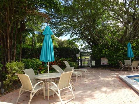 2801 N Palm Aire Drive Pompano Beach FL 33069
