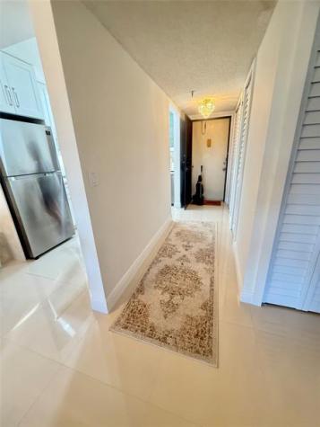 4640 Lucerne Lakes Boulevard Lake Worth FL 33467