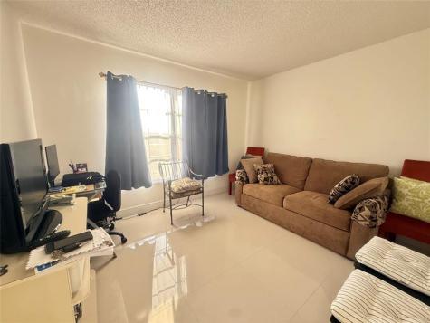 4640 Lucerne Lakes Boulevard Lake Worth FL 33467
