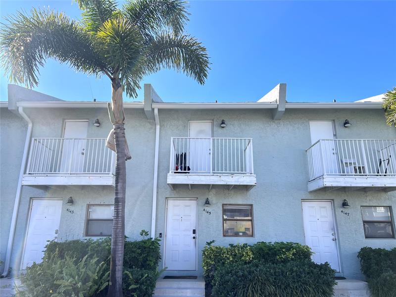4145 NE 21st Terrace Lighthouse Point FL 33064
