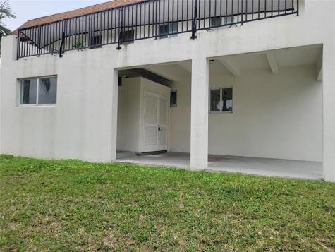 8852 SW 95th Avenue Miami FL 33176
