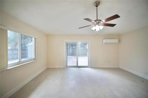 450 NW 51st Court Oakland Park FL 33309