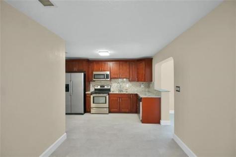 450 NW 51st Court Oakland Park FL 33309