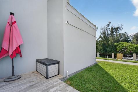 2860 NE 14th Street Causeway Pompano Beach FL 33062
