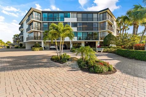1815 Mooringline Drive Vero Beach FL 32963