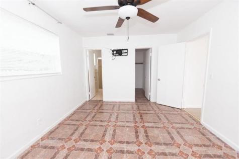 4797 NW 3rd Street Plantation FL 33317