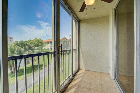 7940 NW 50th Street Lauderhill FL 33351