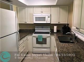 2805 N Highway A1a Hutchinson Island FL 34949