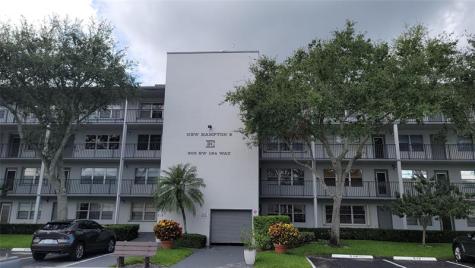 300 SW 134th Way Pembroke Pines FL 33027