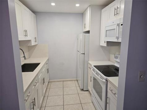 300 SW 134th Way Pembroke Pines FL 33027