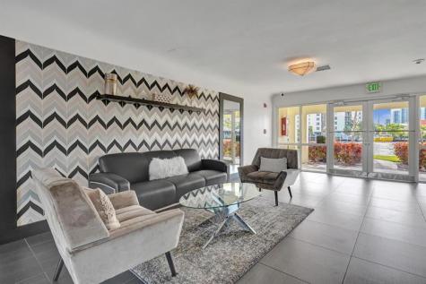2895 NE 32nd Street Fort Lauderdale FL 33306