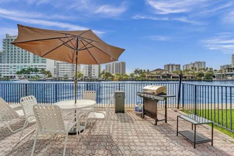 2895 NE 32nd Street Fort Lauderdale FL 33306
