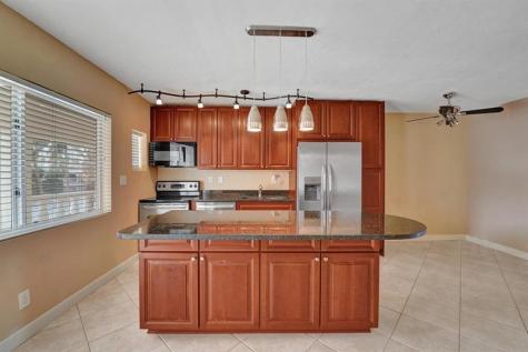 2895 NE 32nd Street Fort Lauderdale FL 33306