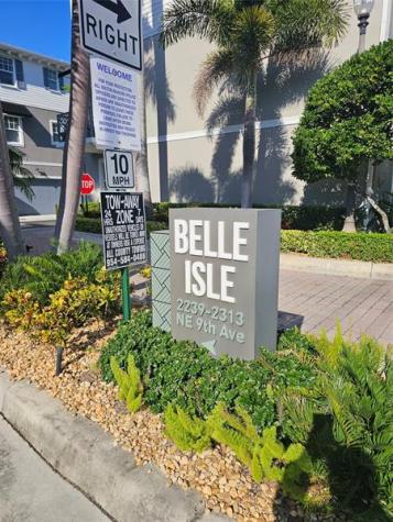 2309 NE 9th Avenue Wilton Manors FL 33305